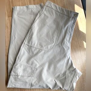 Lululemon Light Utilitech Cargo Pocket High-Rise Pant Natural Ivory